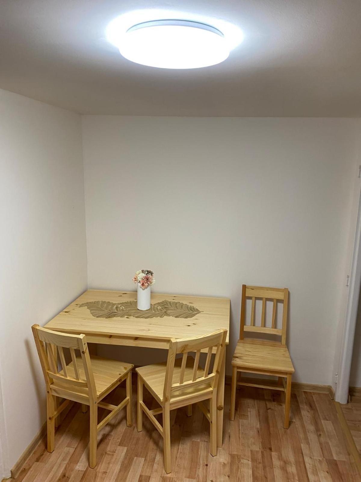 Apartman Ve Meste Ostrov Pro 3 Osoby Exteriör bild