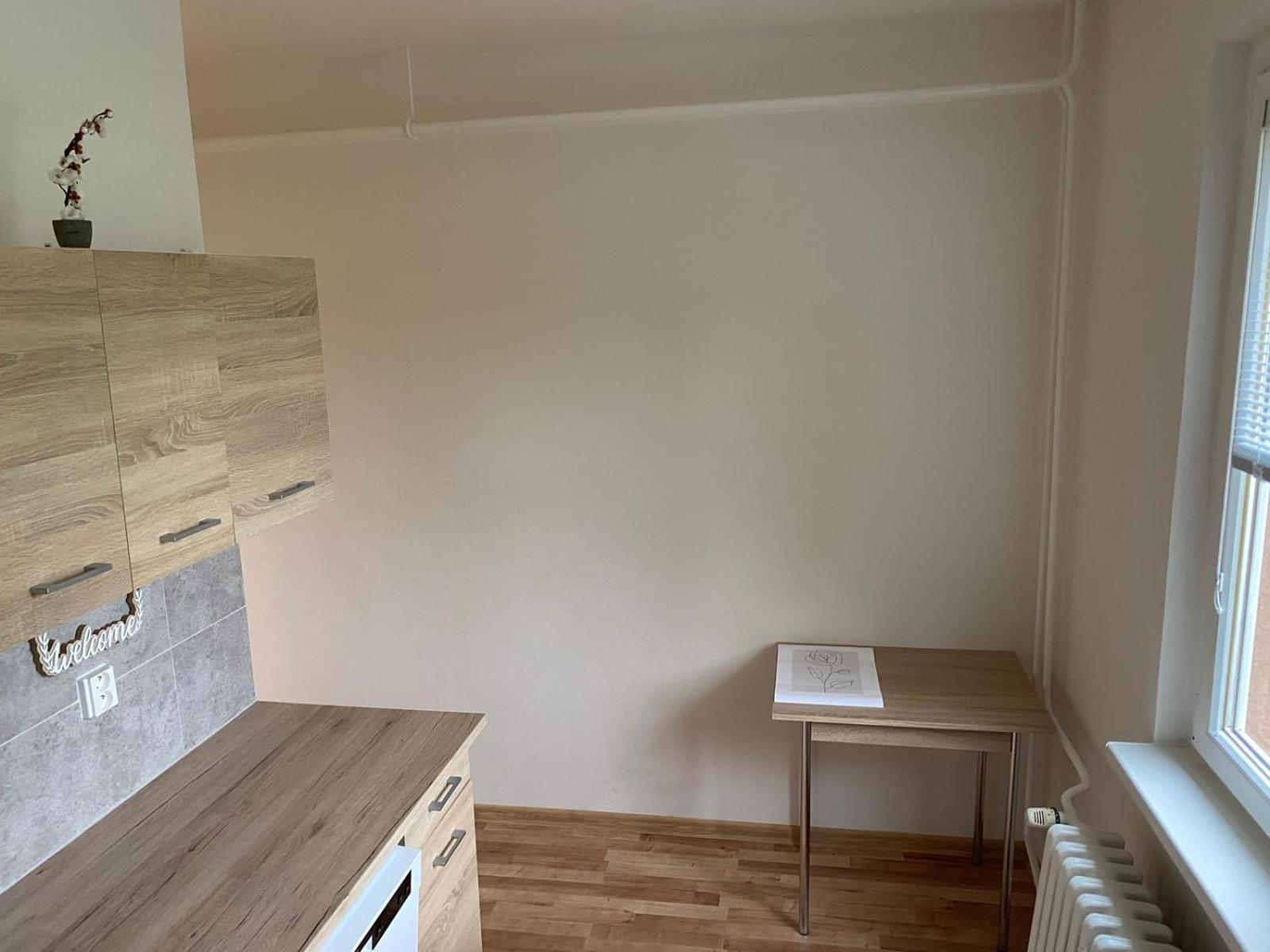 Apartman Ve Meste Ostrov Pro 3 Osoby Lägenhet Exteriör bild